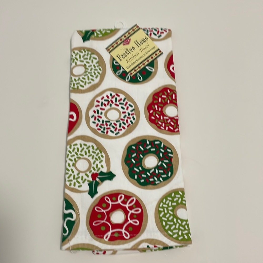 Festive home , Kitchen Towels Size 26 1/2 x 16 1/2 inches Christmas